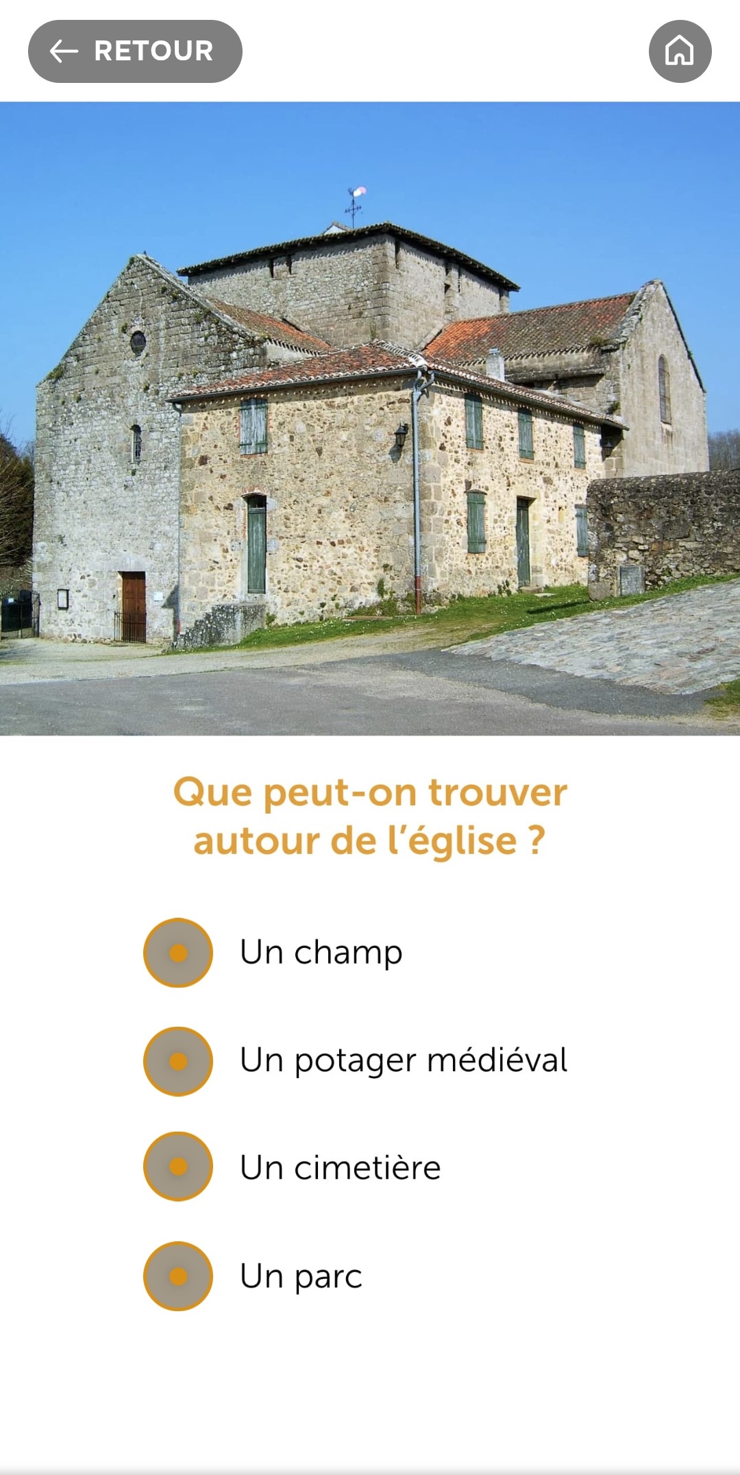Extrait du parcours de Saint-Germain-de Confolens_l'église