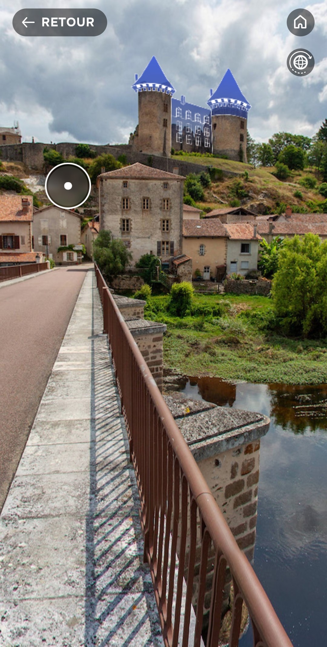 Extrait du parcours de Saint-Germain-de Confolens_le château